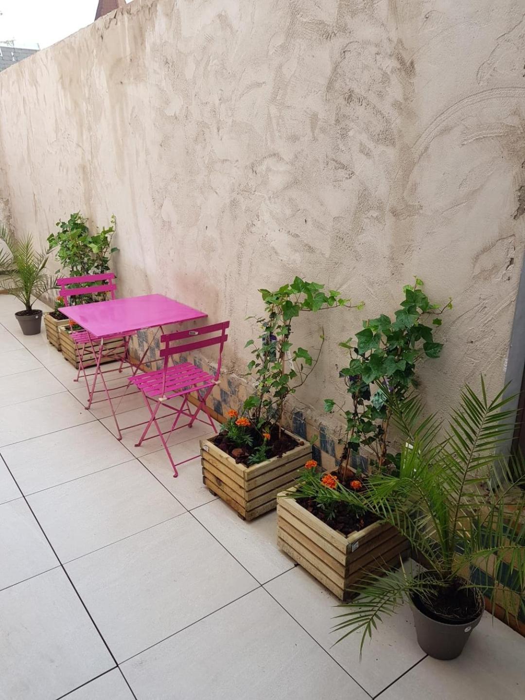 Lovers Cosy + Terrasse Near Center Apartment *